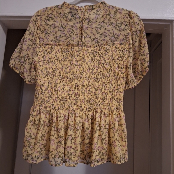 Torrid Babydoll Smocked Tiered Short Sleeves Top Womens Size 00 - Picture 4 of 7